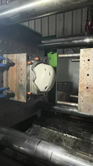 OEM Injection Molding Blue Plastic Screw Press Line Wire Connector
